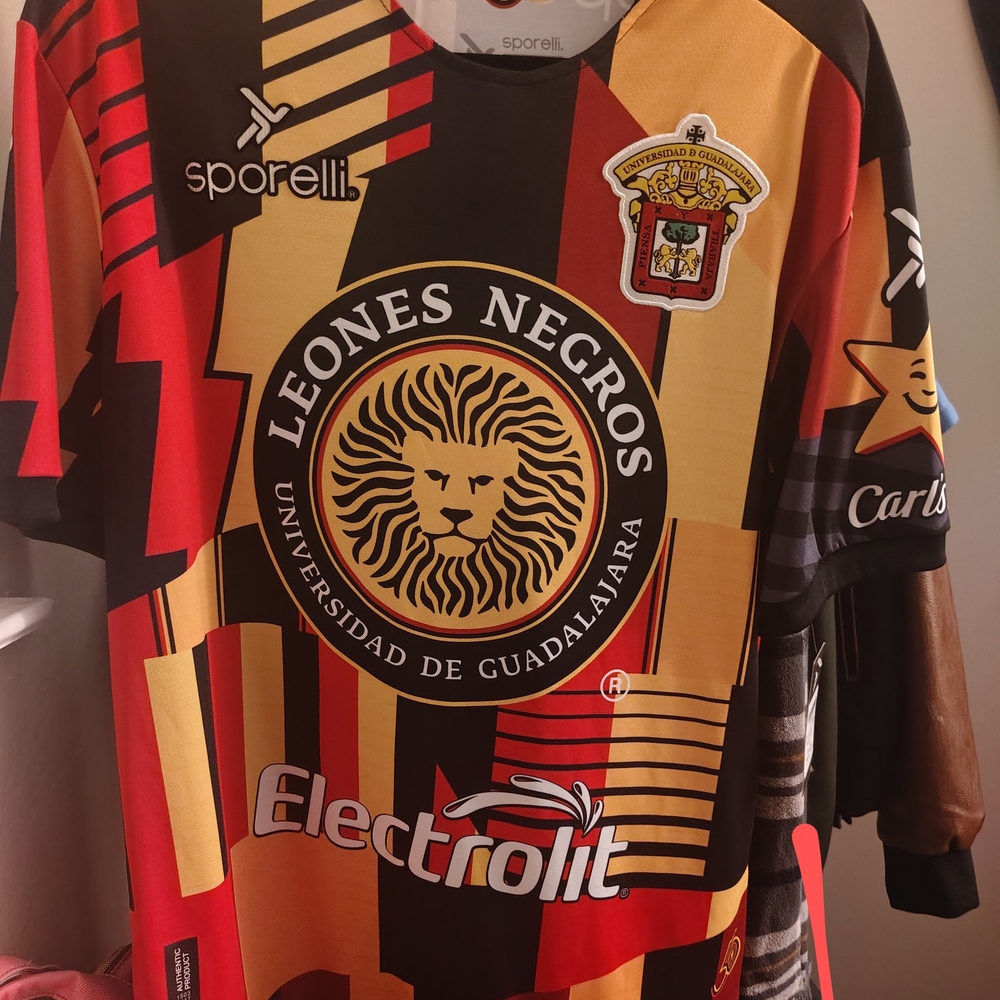Leones Negros Men's Jersey - Red and Black